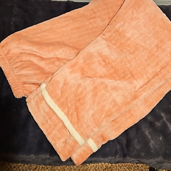 NWT Cheibear Super Soft Luxurious lounge wear pajama set w pockets sz.L - Picture 3 of 8